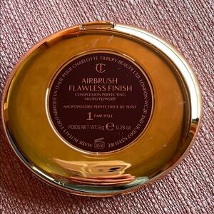 Charlotte Tilbury Airbrush Flawless Finish Powder - Fair (Gold Compact)